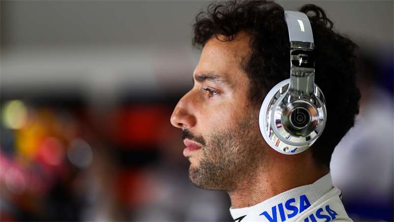 Ricciardo viděl Strollův onboard a naštval se. Pak slyšel jeho slova a naštval se ještě více | Zdroj:  Getty Images / Peter Fox
