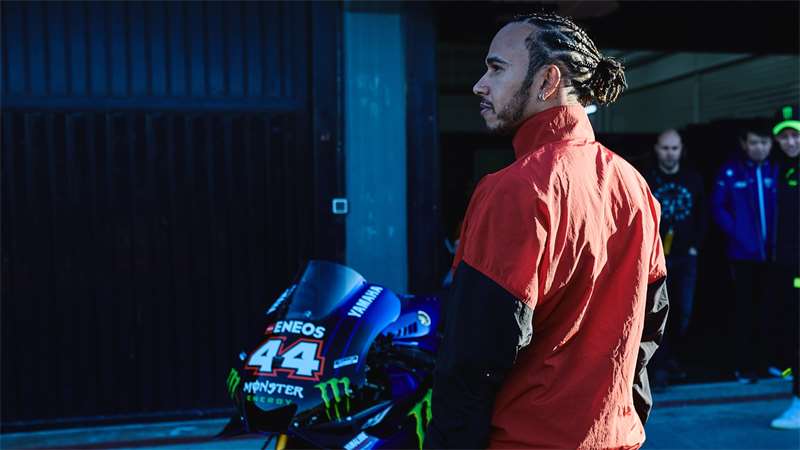 Společný závodní víkend F1 a MotoGP? Bylo by to epické, myslí si Hamilton | Zdroj:  Getty Images / Guido De Bortoli
