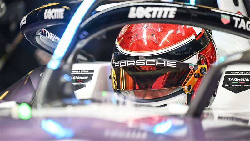 Novou sezonu formule E otevřel triumfem Pascal Wehrlein | Zdroj:  Formula E
