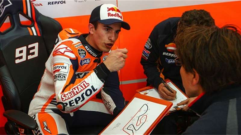 MotoGP: Navzdory pádu zůstává Márquez neporažen