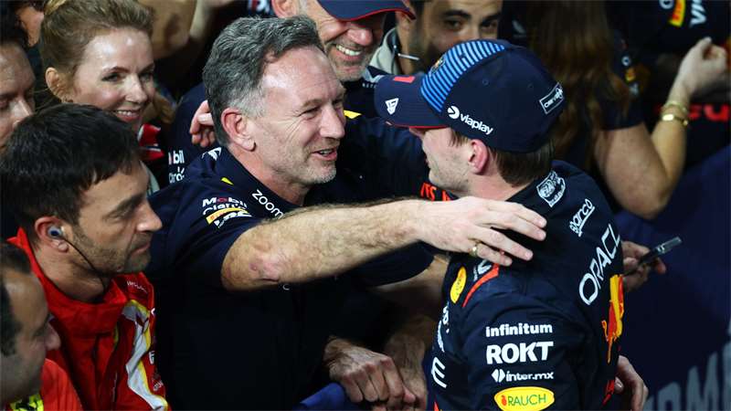 Horner: Pokud bude chtít Verstappen opustit Red Bull, nebudeme mu brátit
